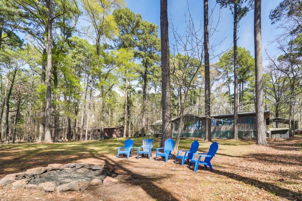 Secluded Avinger Home with Lake Access!
